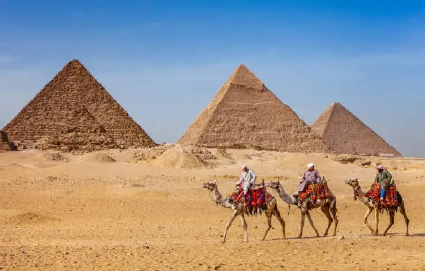 camel riding – pyramids area